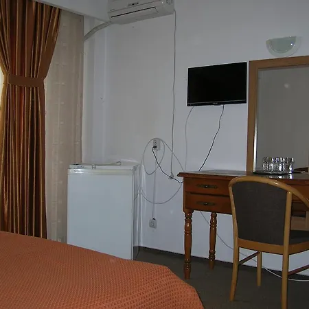 Federatia Romana De Scrima - Floreta De Aur Hotel 2*