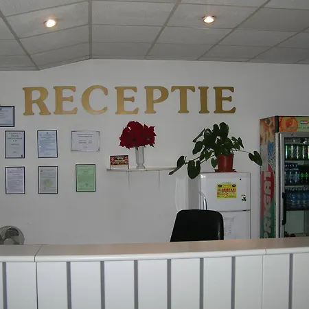 Hotel Federatia Romana De Scrima - Floreta De Aur