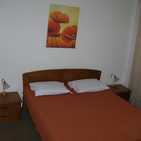 Szálloda Federatia Romana De Scrima - Floreta De Aur