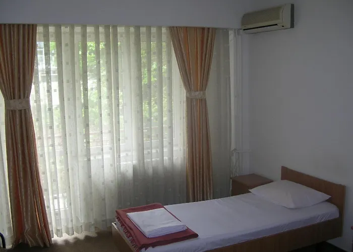 Federatia Romana De Scrima - Floreta De Aur 2*