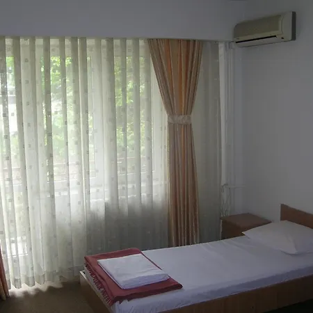 Federația Română De Scrimă - Floreta De Aur 2*