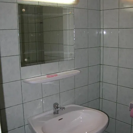 Hotel Federatia Romana De Scrima - Floreta De Aur Bucarest